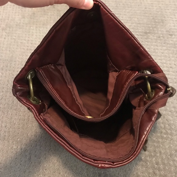 Burgundy Icing Crossbody - Picture 2 of 2